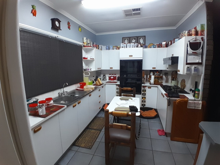 4 Bedroom Property for Sale in Kathu Northern Cape